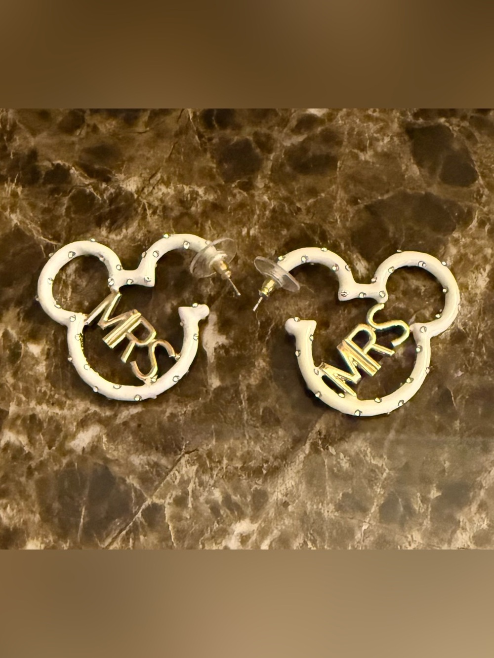 ✨ MRS Mouse Head Rhinestone Stud Earrings White Enamel Bridal Wedding Pair